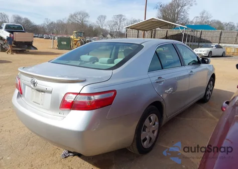 2008 Toyota Camry Le z USA, uszkodzony, nr VIN 4T1BE46K88U236437